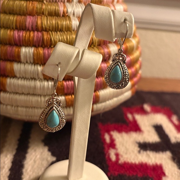 NWOT 925 Silver & Genuine Turquoise Teardrop Earrings Never Worn 1.5” - Picture 5 of 7
